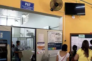PAT disponibiliza 810 vagas de emprego na segunda-feira